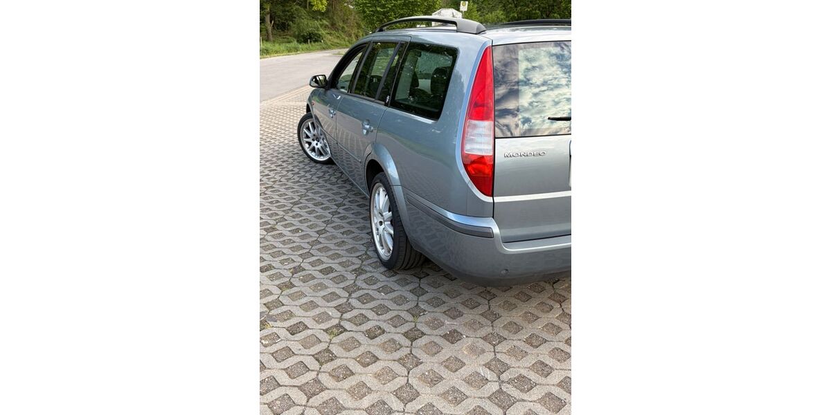 Ford Mondeo 200.000 km 1.999 &euro; Wachtberg 53343