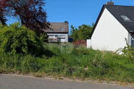 ATTRAKTIV IN RUHIGER NACHBARSCHAFT - Grundstück Much | Angebot:26817063