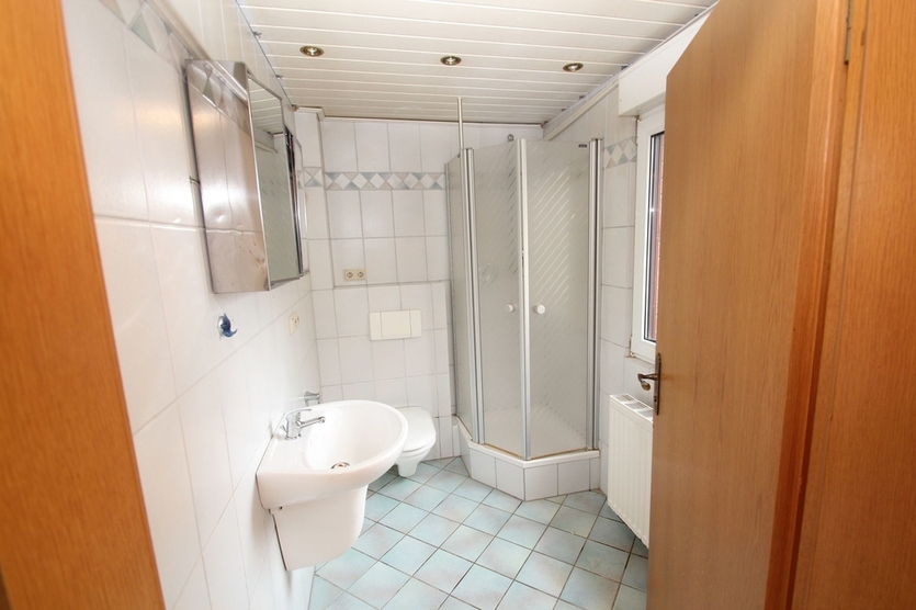 Stilvoll wohnen auf zwei Etagen – Maisonette-Wohnung mit 6 Zimmern, 2 Balkonen und Wintergarten in Hürth-Gleuel! 6 zimmer