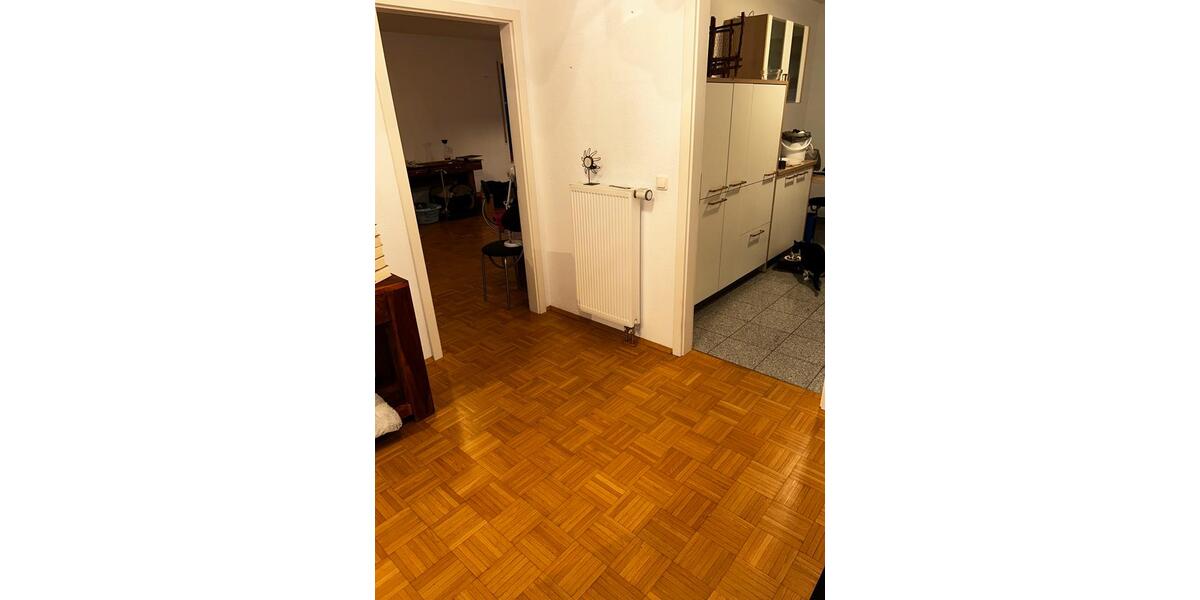 Erdgeschoßwohnung Bonn Gielgen - 3 Zimmer, 100 m&sup2;, 1.700&euro; | Angebot:24693694
