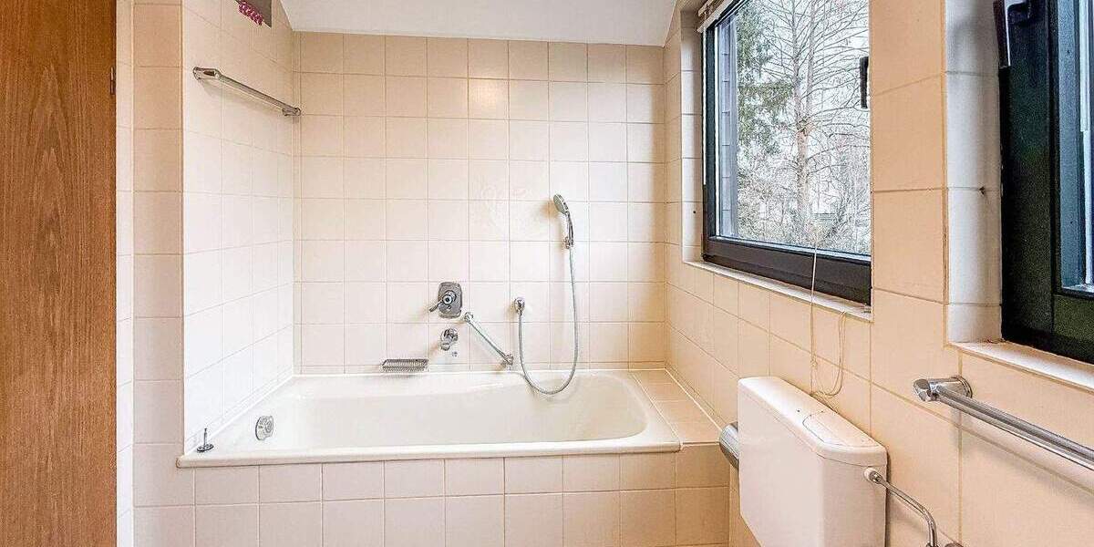 Einfamilienhaus Rösrath Kleineichen - 7 Zimmer, 167 m&sup2;, 765.000&euro; | Angebot:25706573