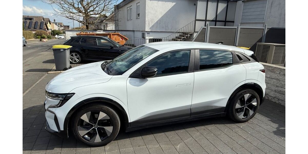 Renault Megane E-TECH 80.000 km 21.500 &euro; Walberberg 53332