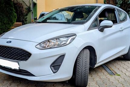 Ford Fiesta 104.967 km 5.900 &euro; Sankt Augustin 53757