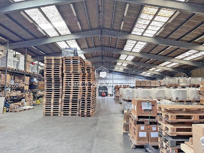 Lager- Logistikhalle in Troisdorf-Spich | Rampen u. ebenerdig | Freifläche | Greif & Contzen