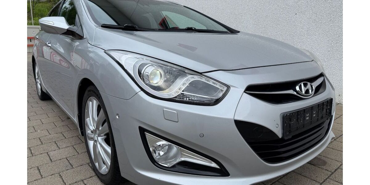Hyundai i40 216.874 km 5.990 &euro; Bergisch Gladbach 51467