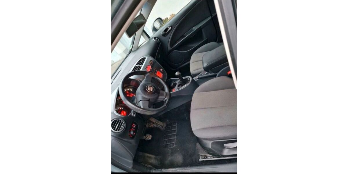 Seat Leon 274.000 km 1.570 &euro; Bergisch Gladbach 51429
