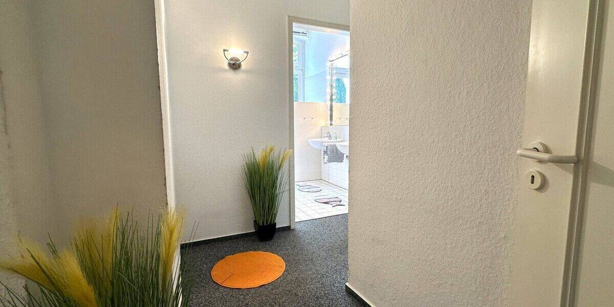 Gewerbeobjekt Königswinter / Oberpleis Oberpleis - 7 Zimmer, 215 m&sup2;, 1.525&euro; | Angebot:26786798