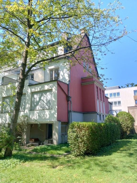 Komplettes Büro-Praxisgebäude mit Betriebswohnung in Top-Lage von Köln-Klettenberg zu vermieten zimmer