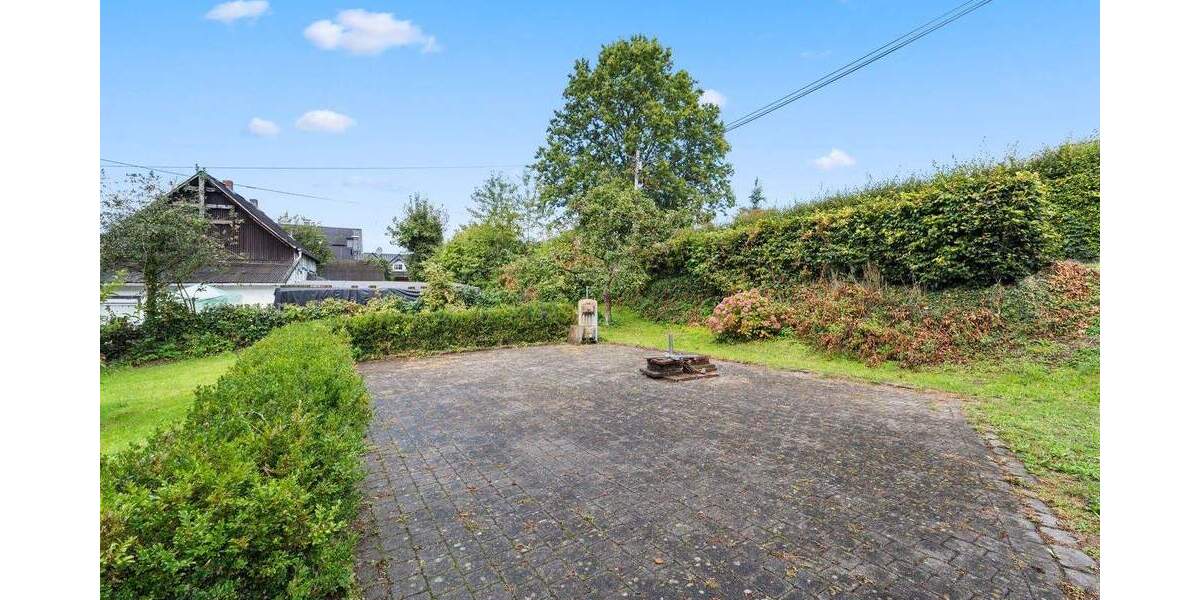 Mehrfamilienhaus, Wohnhaus Lohmar Hausen - 1 Zimmer, 445 m&sup2;, 545.000&euro; | Angebot:25737352