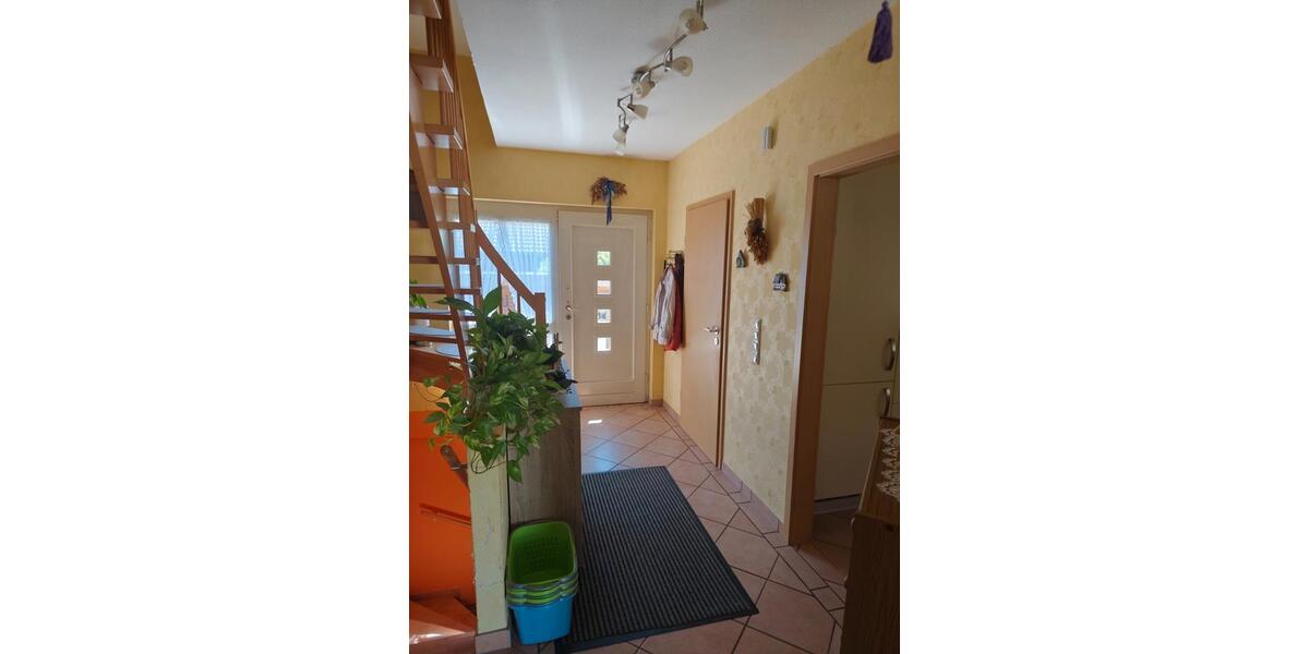 Einfamilienhaus Ruppichteroth - 7 Zimmer, 160 m&sup2;, 445.000&euro; | Angebot:27154187