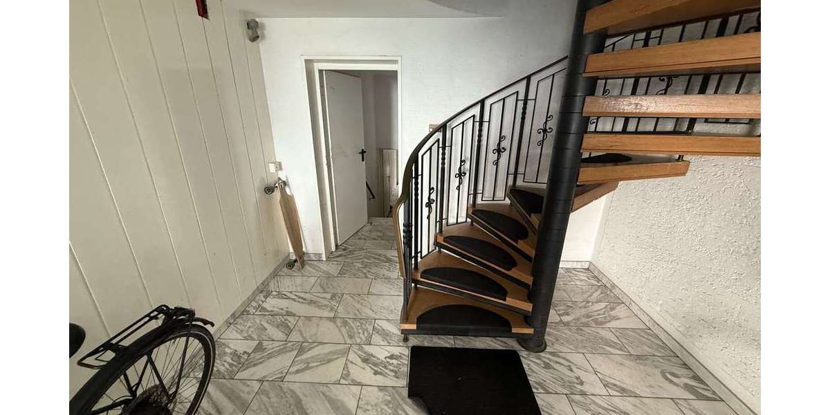 Wohnung zum Kaufen in Bonn 255.000 € 81 m² 4 zimmer