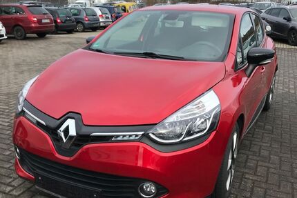 Renault Clio 90.000 km 5.999 &euro; Much 53804