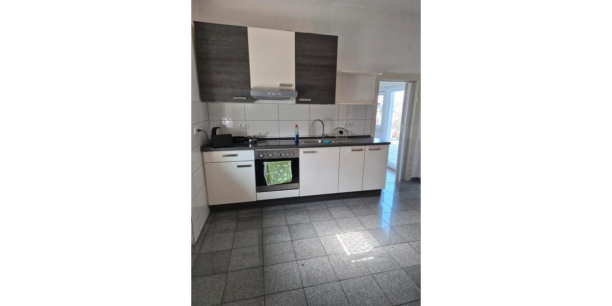 Terrassenwohnung Bonn Hardtberg - 4 Zimmer, 120 m&sup2;, 1.400&euro; | Angebot:25900210