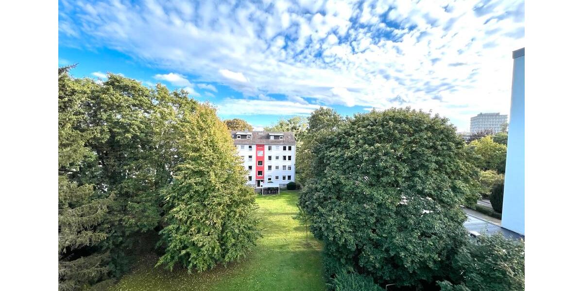 Dachgeschoßwohnung Bonn Dransdorf - 2 Zimmer, 65 m&sup2;, 249.000&euro; | Angebot:24844119