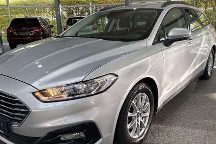 Ford Mondeo 126.674 km 13.980 € Troisdorf 53842