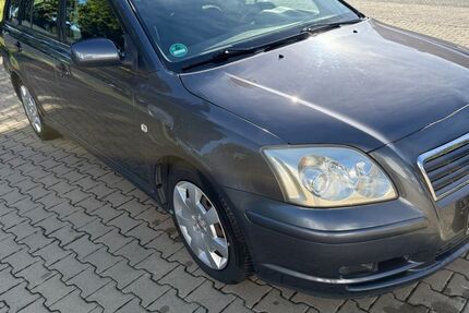 Toyota Avensis 130.619 km 4.590 € Sankt Augustin 53757