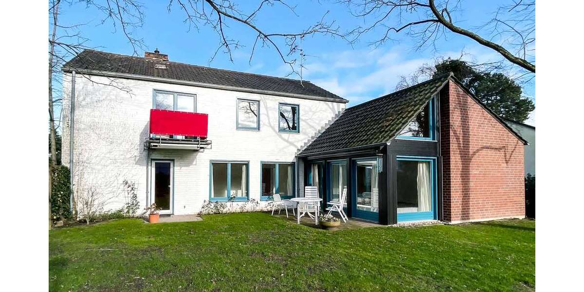 Einfamilienhaus Bonn Hardtberg - 8 Zimmer, 246 m&sup2;, 3.200&euro; | Angebot:24701957