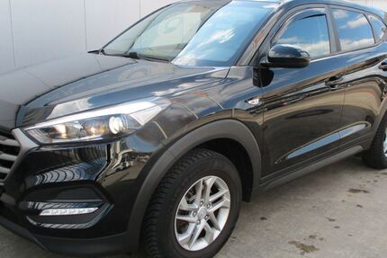 Hyundai TUCSON 113.374 km 11.870 € Köln 51105