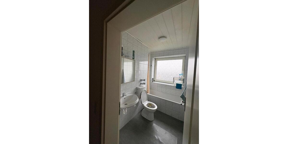 Etagenwohnung Euskirchen - 3 Zimmer, 69 m&sup2;, 1.260&euro; | Angebot:26465573