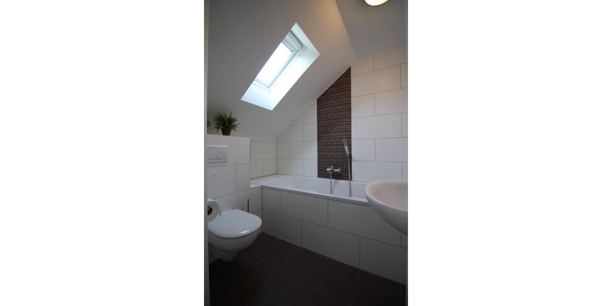 Reihenhaus Hennef (Sieg) - 5.5 Zimmer, 130 m&sup2;, 489.000&euro; | Angebot:25892813