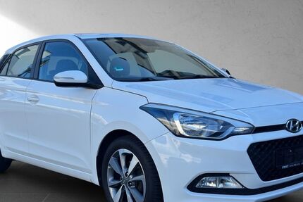 Hyundai i20 93.000 km 8.970 € Troisdorf 53840