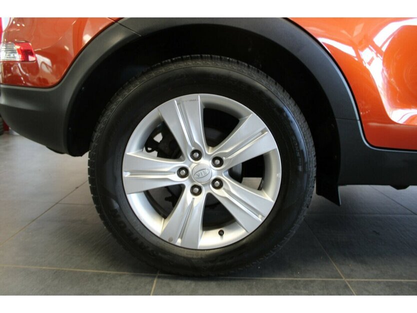 Kia Sportage 1.6 GDI 2WD Attract 114.879 km 9.980 € Euskirchen 53881