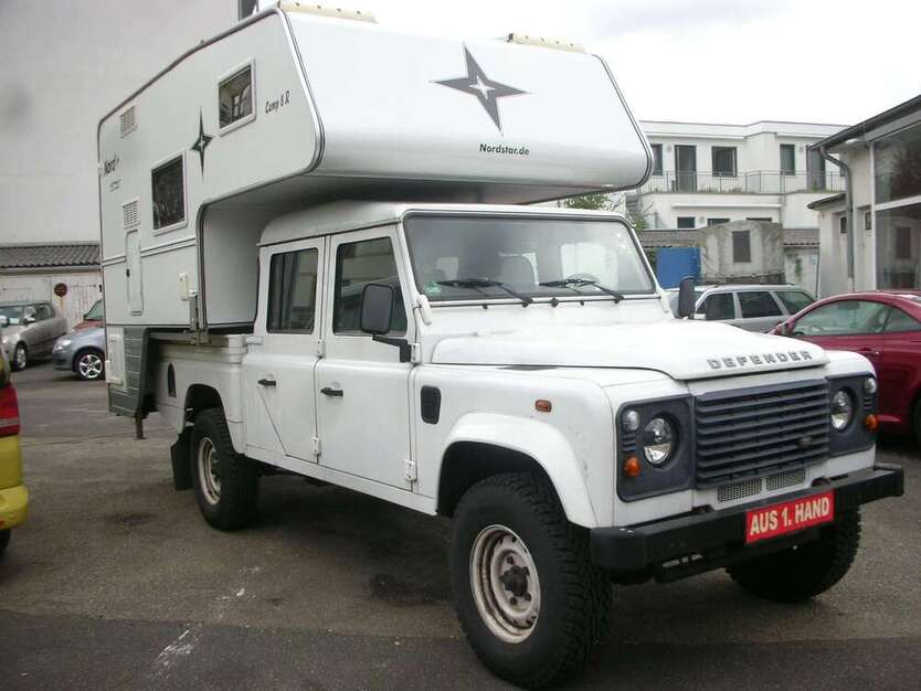 Land Rover Defender 69.000 km 95.900 € Bonn 53115