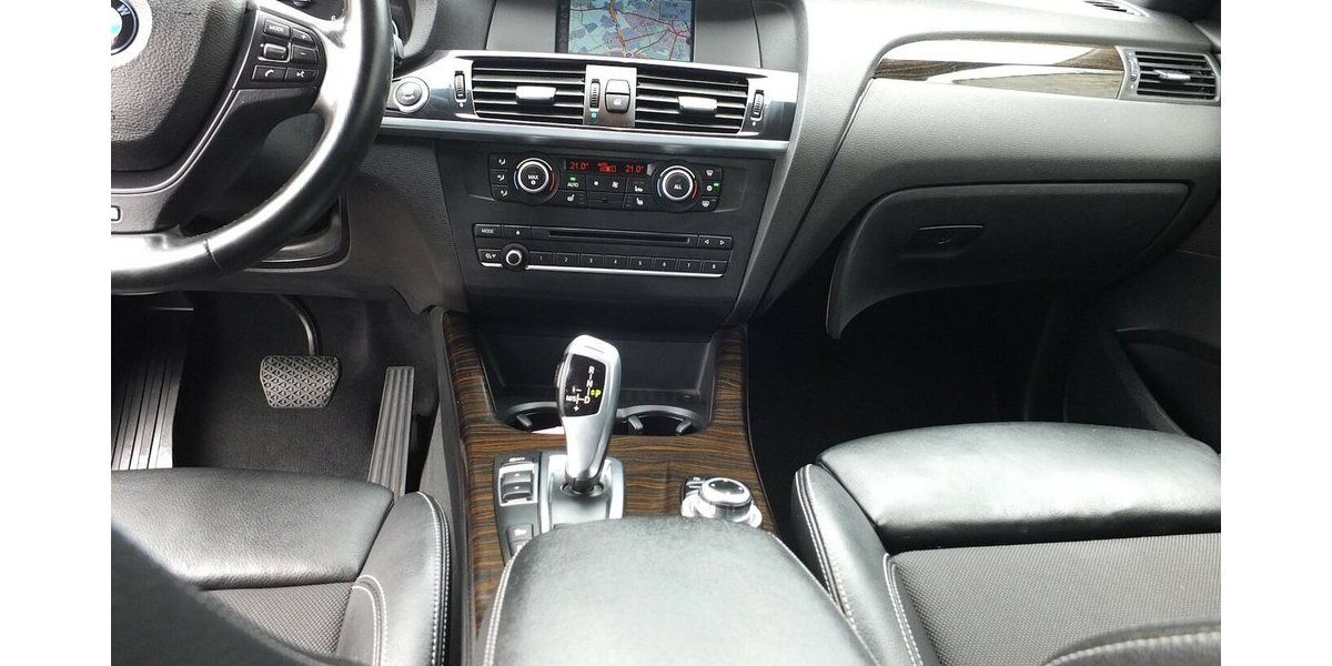 BMW X3 xDrive 20 d XENON NAVI TEILLEDER PDC STEPTRONIC 174.544 km 13.908 &euro; Köln 50858