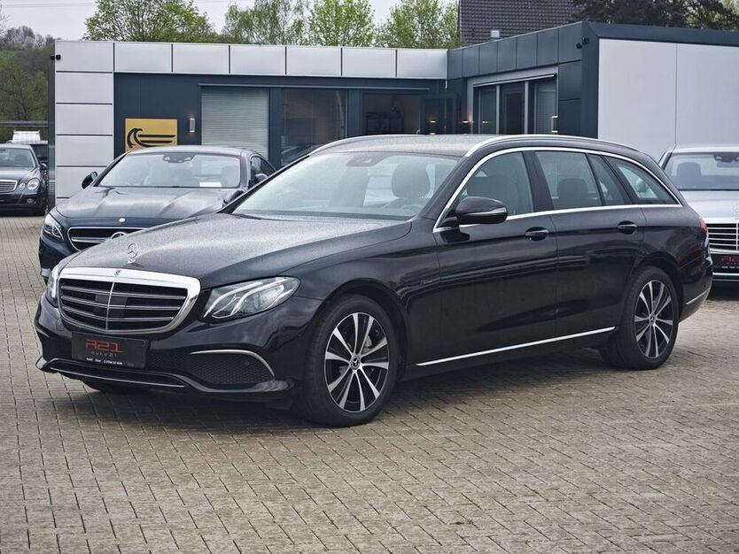 E 300