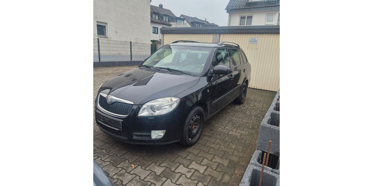 Skoda Fabia 285.000 km 2.200 &euro; Köln Porz 51143