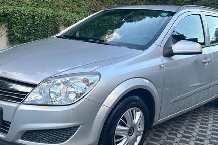 Opel Astra 149.000 km 2.990 € Altenahr 53505