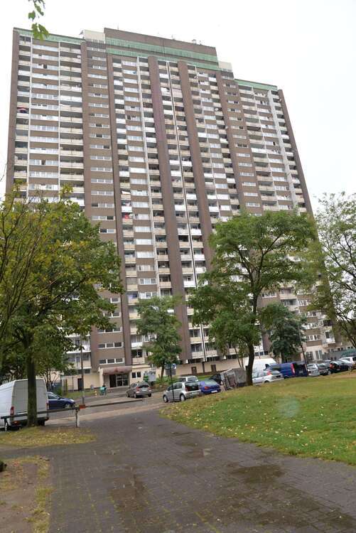 Wohnung zum Kaufen in Köln 50.000 € 29.3 m²