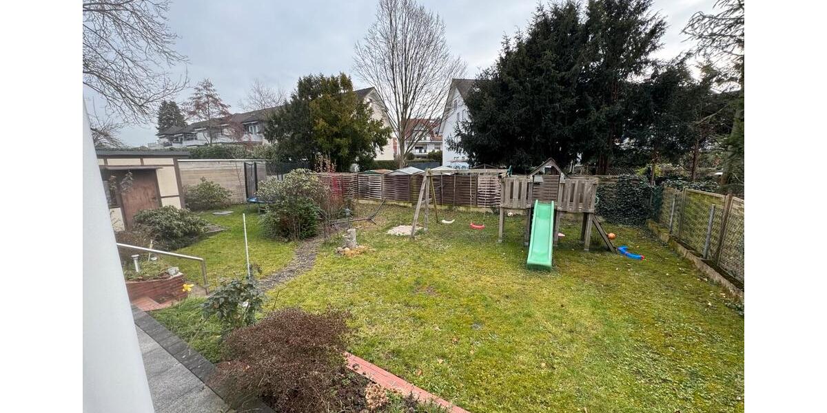 Erdgeschoßwohnung Sankt Augustin - 5 Zimmer, 140 m&sup2;, 1.400&euro; | Angebot:25882185