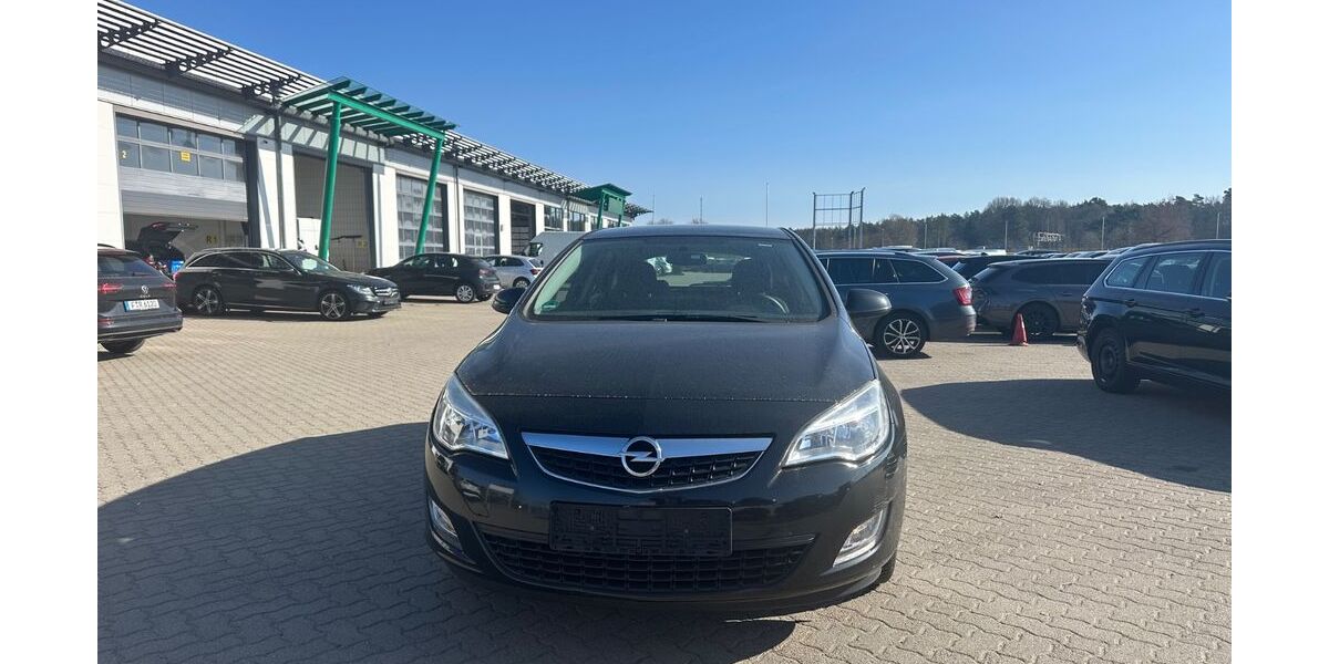 Opel Astra 245.999 km 2.299 &euro; Bonn Beuel 53227