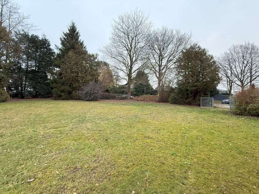 Grundstück zu verkaufen in Neunkirchen-Seelscheid 235.000 € 691 m²