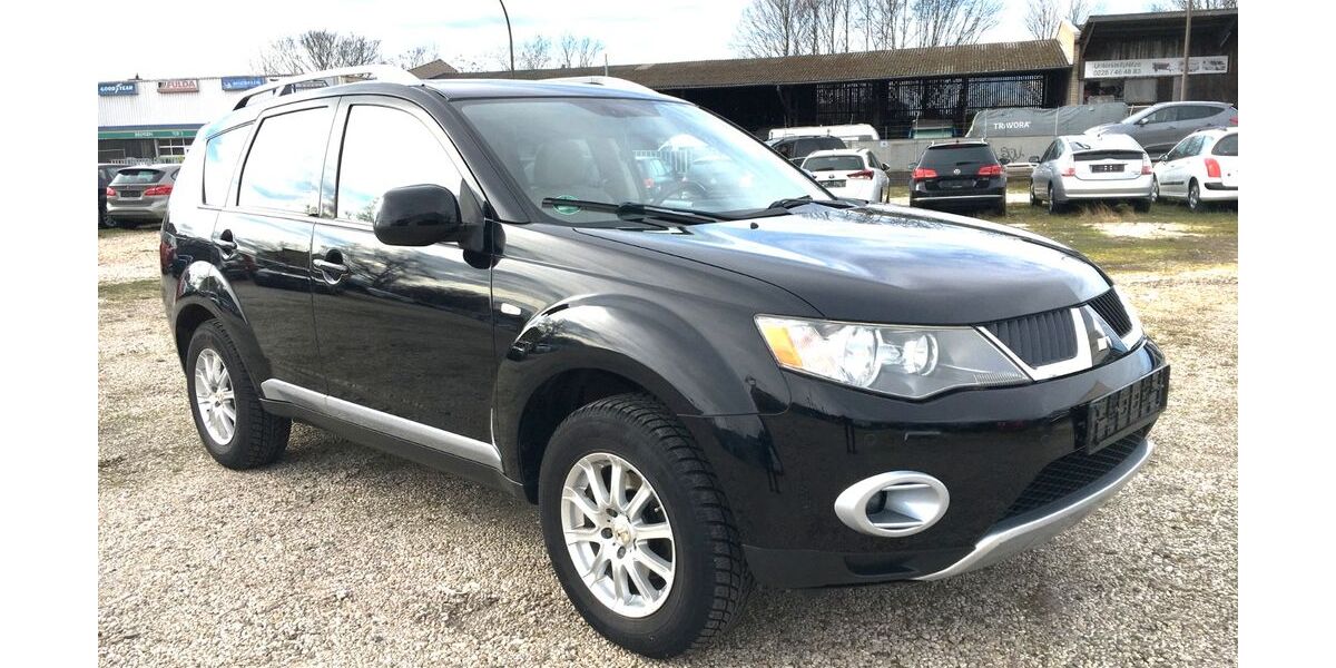 Mitsubishi Outlander 206.000 km 4.499 &euro; Bonn 53227