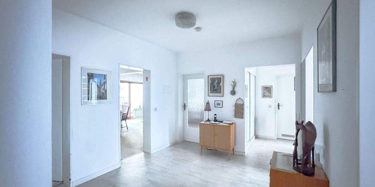 Etagenwohnung Bonn Rüngsdorf - 4 Zimmer, 136 m&sup2;, 457.000&euro; | Angebot:25803186