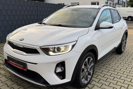 Kia Stonic 116.481 km 12.390 &euro; Köln 50859