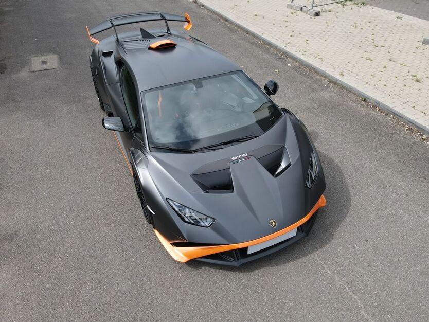 Lamborghini Huracán 1.010 km 419.900 € Köln 50858