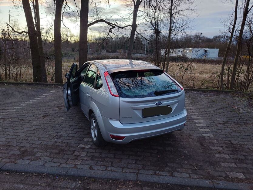 Ford Focus 194.000 km 1.800 € Rheinbreitbach 53619