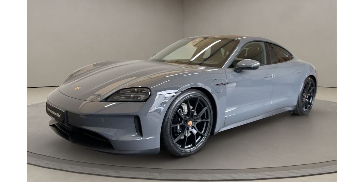 Porsche Taycan 10.000 km 106.500 &euro; Köln 50823