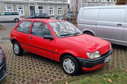 Ford Fiesta 133.000 km 550 &euro; Bonn 53225