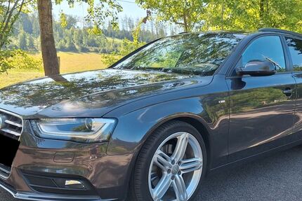 Audi A4 105.000 km 17.399 &euro; Bergisch Gladbach 51467