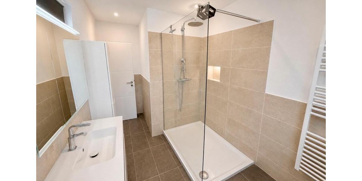 Einfamilienhaus Hennef (Sieg) - 5 Zimmer, 166 m&sup2;, 799.000&euro; | Angebot:27246992