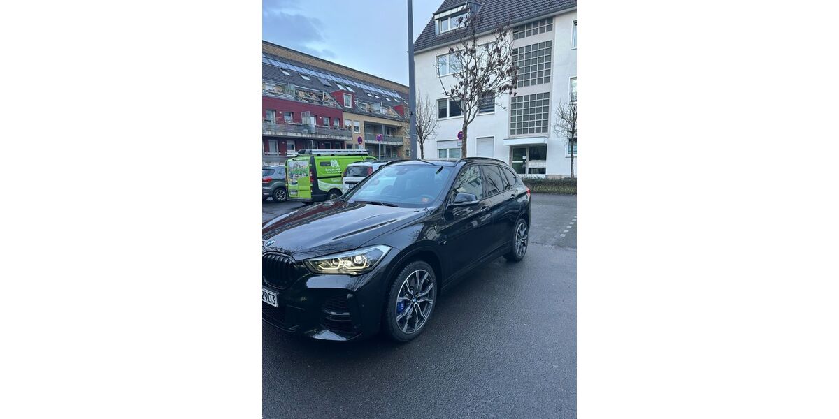 BMW X1 126.939 km 22.999 &euro; Köln 51067