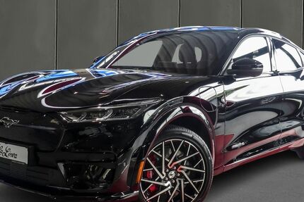 Ford Mustang Mach-E 17.500 km 48.490 € Köln / Porz 51149