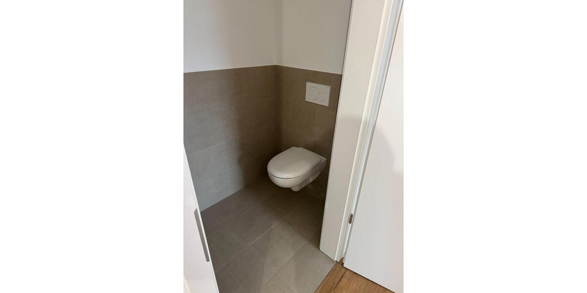 Etagenwohnung Neunkirchen-Seelscheid Seelscheid - 2 Zimmer, 100 m&sup2;, 1.350&euro; | Angebot:23845451