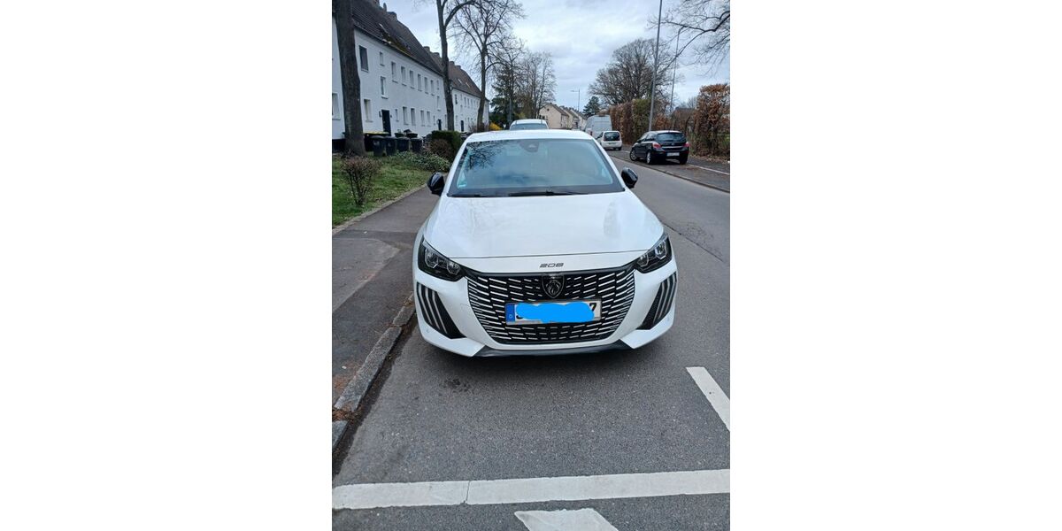 Peugeot 208 13.000 km 15.650 &euro; Siegburg 53721
