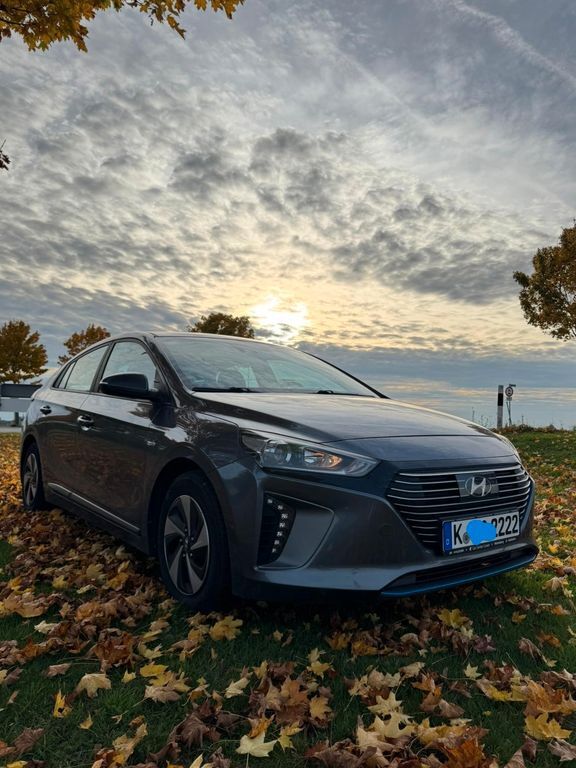 Hyundai IONIQ 132.683 km 11.600 € Köln 51149