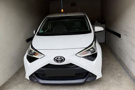 Toyota Aygo (X) 119.143 km 8.000 &euro; Troisdorf 53842